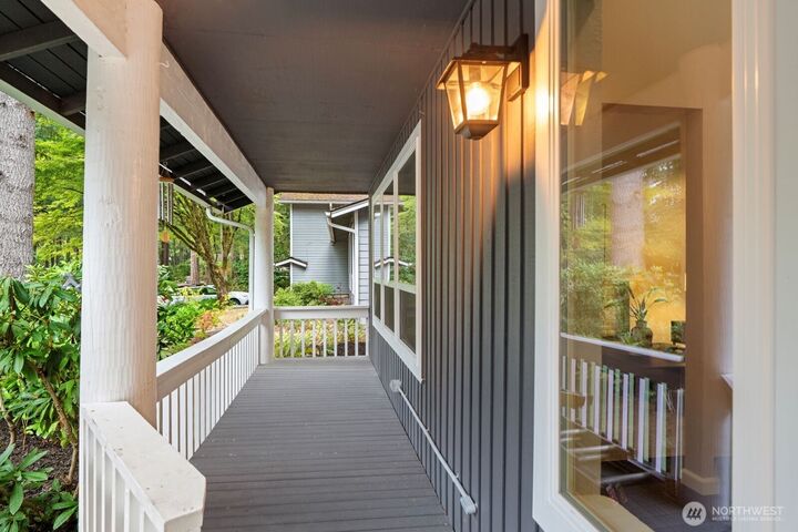 Property Photo: 16556 189th Avenue NE WA 98072