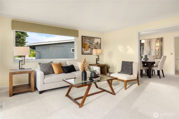 Property Photo: 1627 121st Avenue SE WA 98005