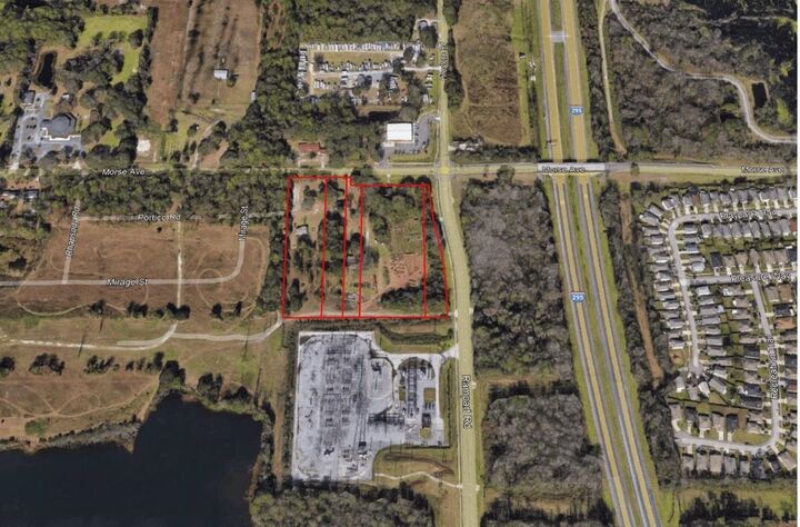 Property Photo: 7236 Morse Ave FL 32244