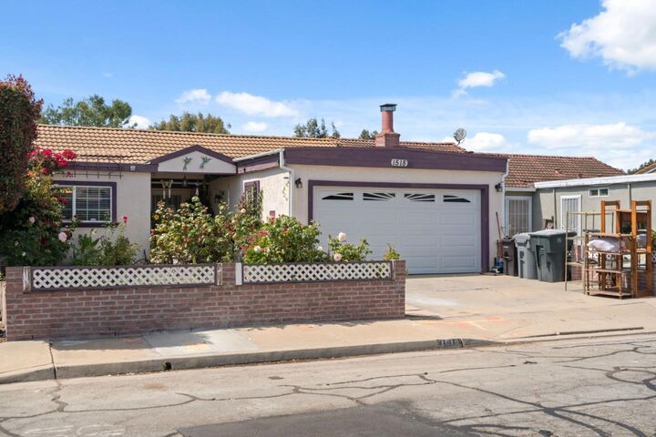 Property Photo:  1518 Duran Circle  CA 93906 