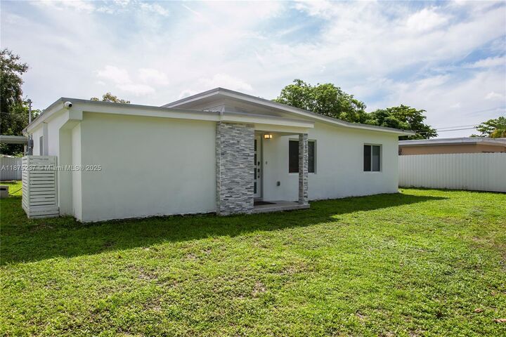 Property Photo: