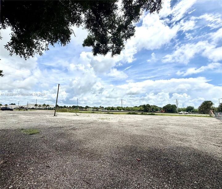 Property Photo:  US Hwy 98 N  FL 34972 