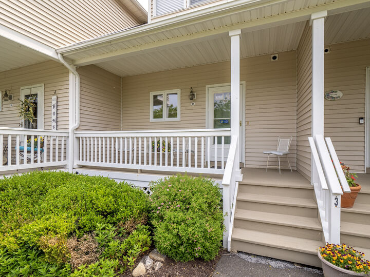 Property Photo:  11 Copper Creek Circle 11  CT 06470 