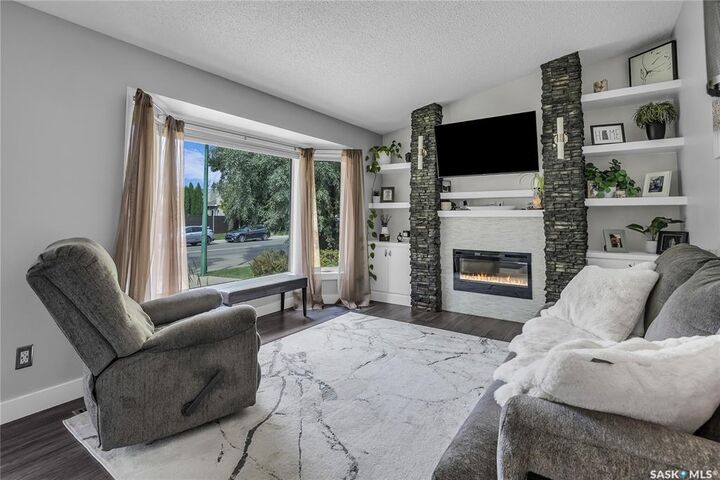 Photo de la propriété: 339 Kenderdine Road SK S7N 3S9
