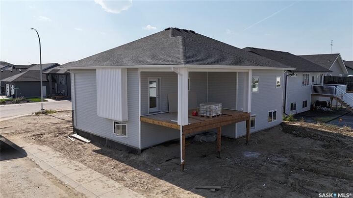 Property Photo:  501 Jones Crescent  SK S0K 4S4 