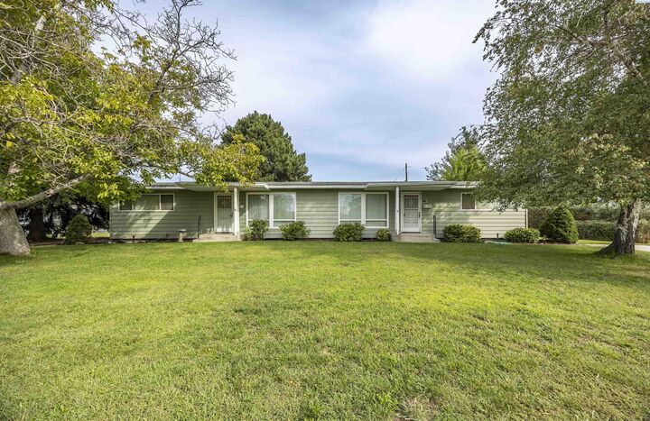 Property Photo: 2112-2114 Trippe St WA 99352