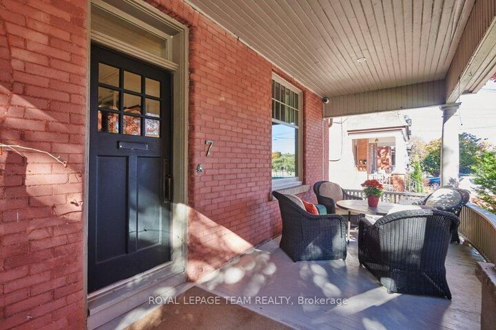 Property Photo:  7 Second Avenue  ON K1S 2H2 