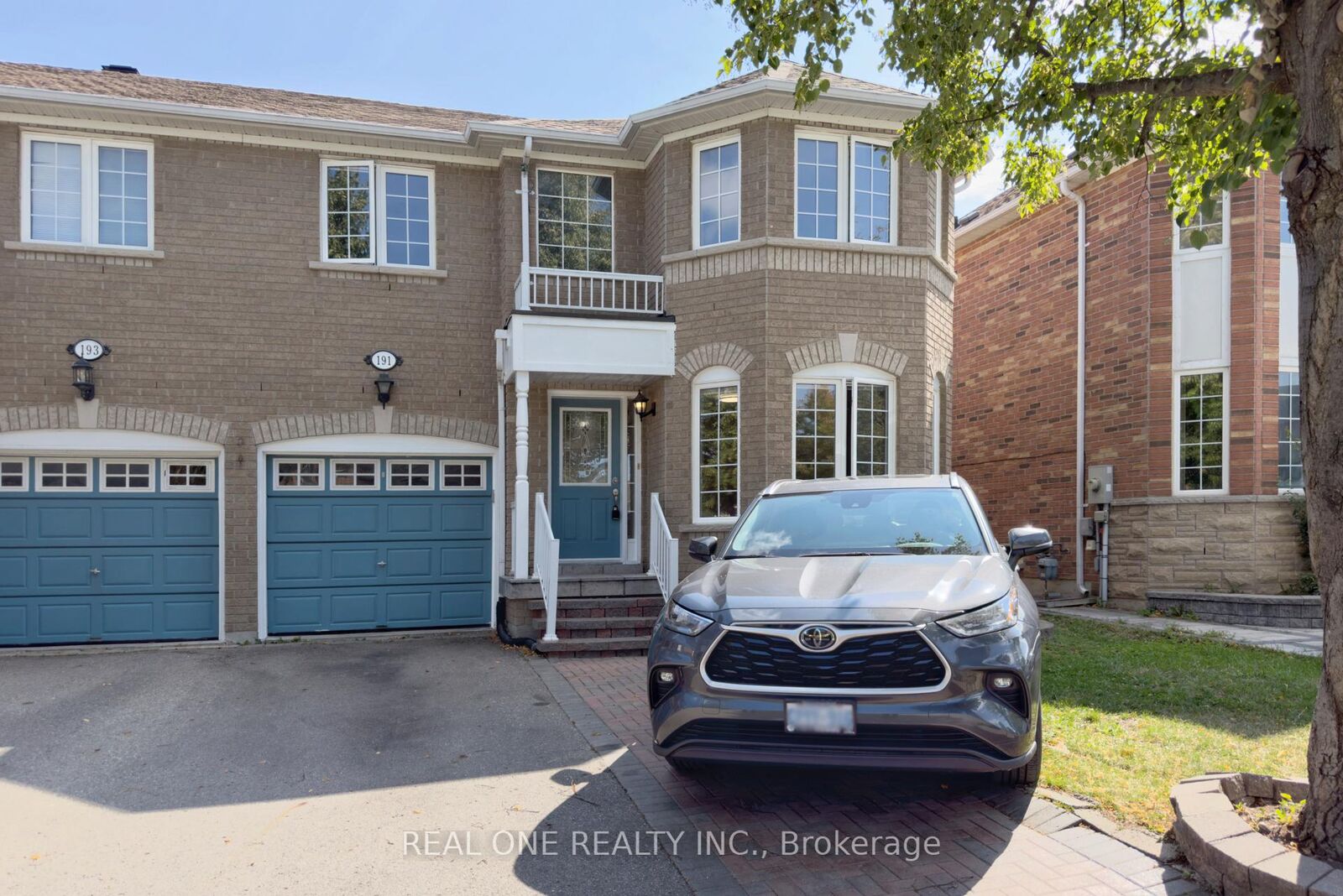 Property Photo:  191 Flagstone Way  ON L3X 2Z7 