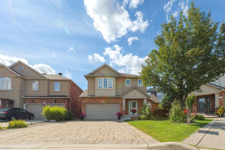 Property Photo:  83 Benedict Place  ON L9A 0A4 