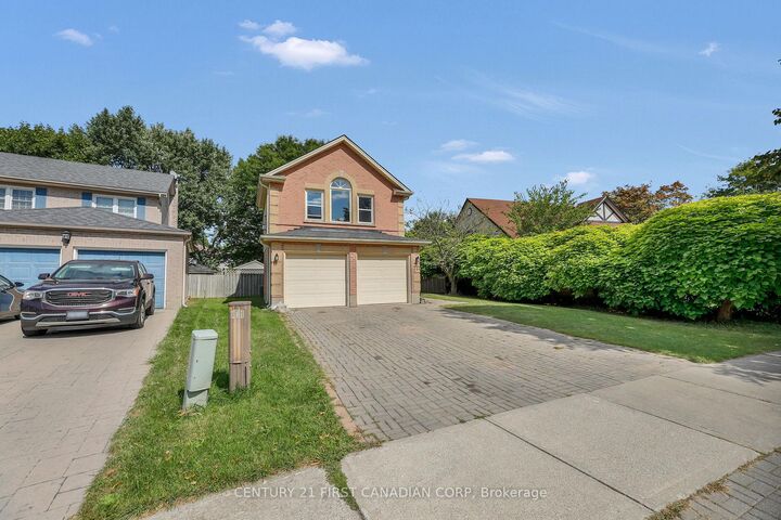 Property Photo:  777 Guildwood Boulevard  ON N6H 5G2 