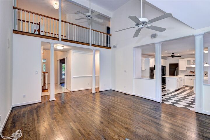 Property Photo:  125 Yorkshire Drive  VA 23185 