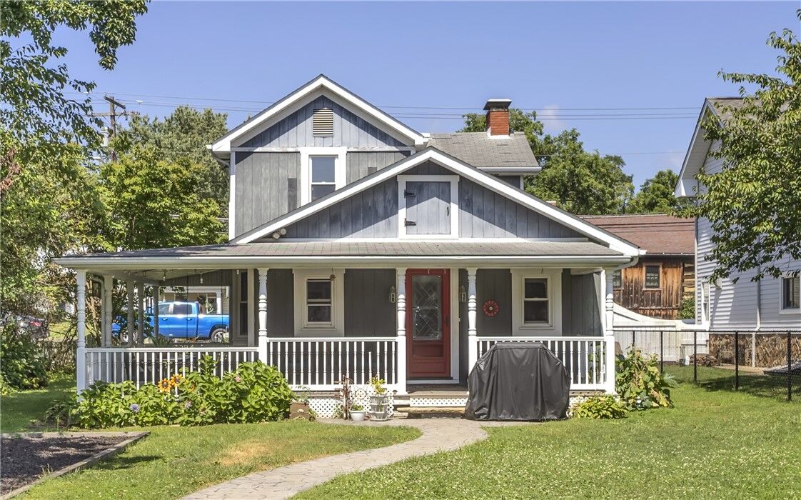 Property Photo:  18 E Pittsburgh  PA 15626 