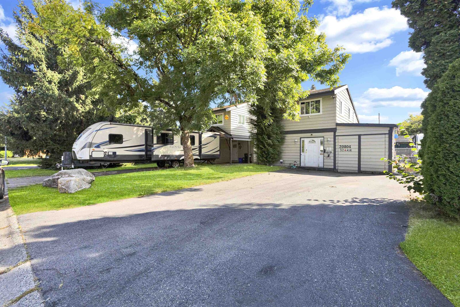 Property Photo:  20804 52A Avenue  BC V3A 6E5 