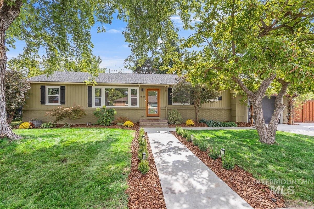 Property Photo:  3625 W Tulara Dr  ID 83706 