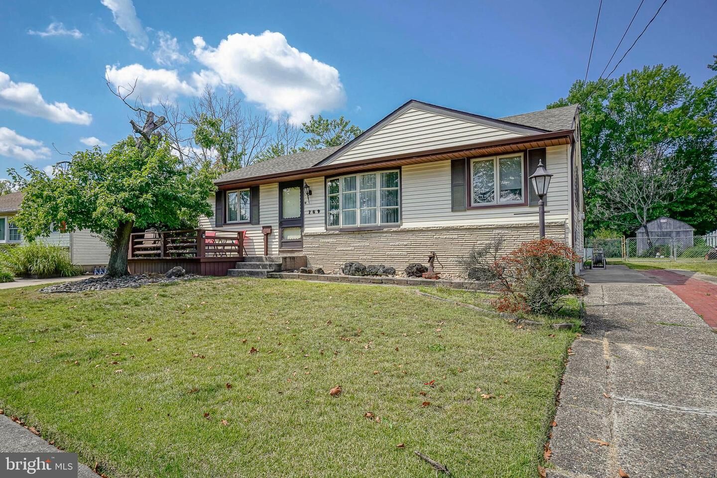 Property Photo:  769 W 3rd Avenue  NJ 08078 