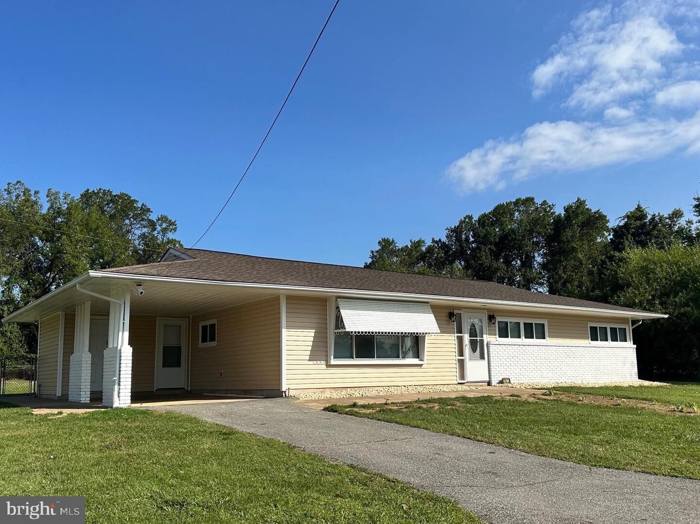 Property Photo:  1613 Capitol Trail  DE 19711 