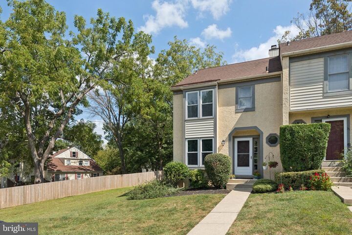 Property Photo:  81 Talbot Court  PA 19063 