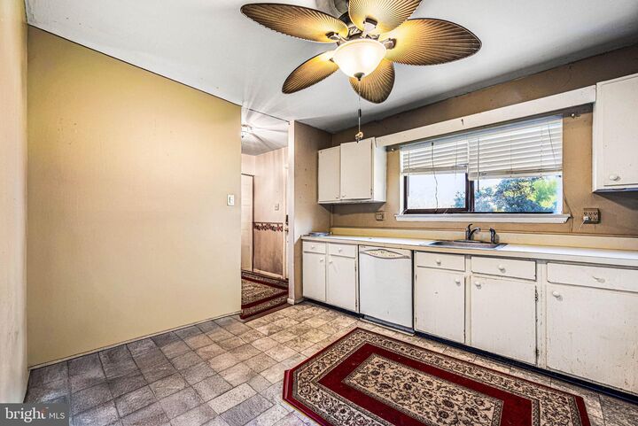 Property Photo: 120 Sycamore Court PA 19426