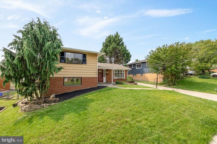 Property Photo:  525 E Indian Spring Drive  MD 20901 