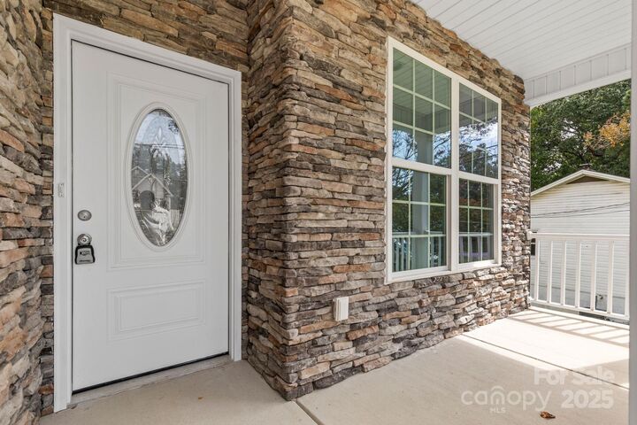 Property Photo:  836 Garner Street  NC 27028 
