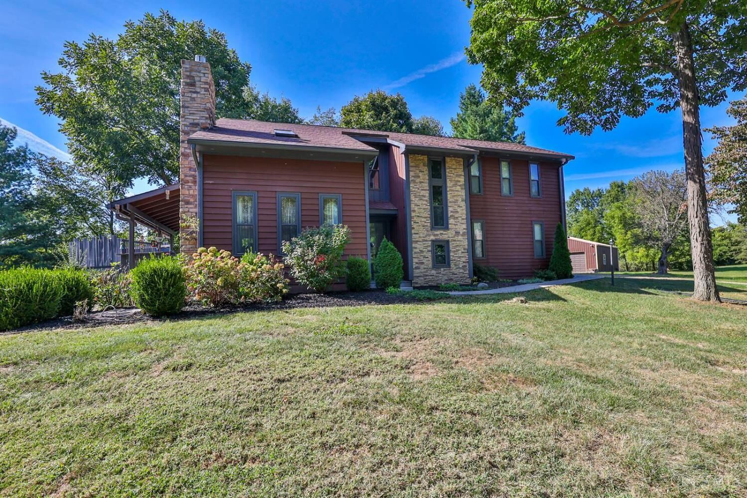 Property Photo:  2352 Banberry Court  IN 47025 