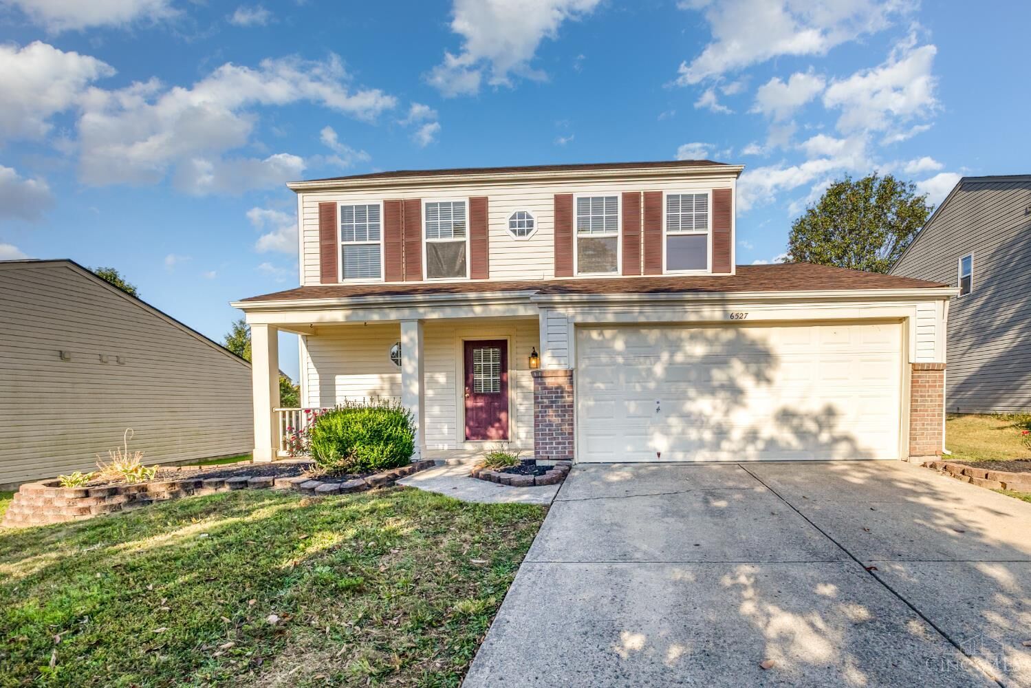 Property Photo: 6527 Abingdon Hall OH 45152