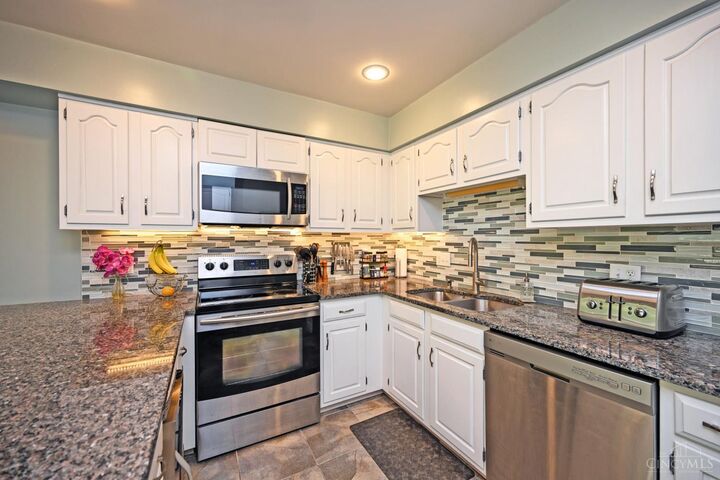 Property Photo:  3474 Forestoak Court  OH 45208 