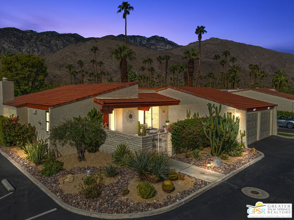 Property Photo:  1095 S La Verne Way  CA 92264 