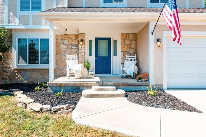 Property Photo:  5769 Burntwood Way  OH 43081 