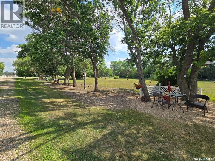 Property Photo:  28 Gruenthal Drive  SK S0K 3A0 