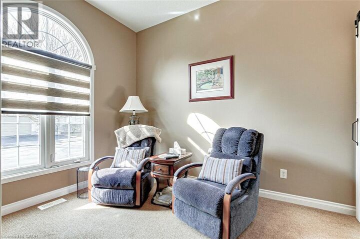 Property Photo:  87 Donker Drive 24  ON N5P 4L2 