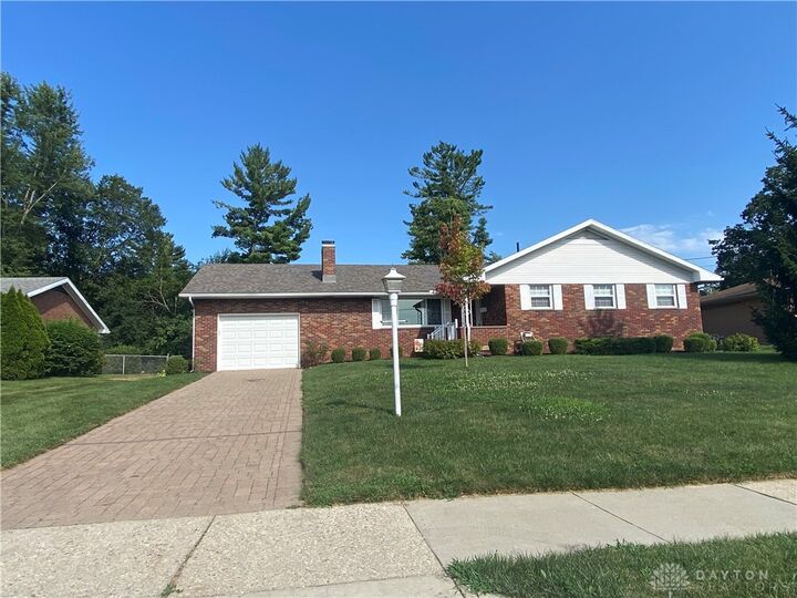 2516 Balsam Drive  Springfield OH 45503 photo