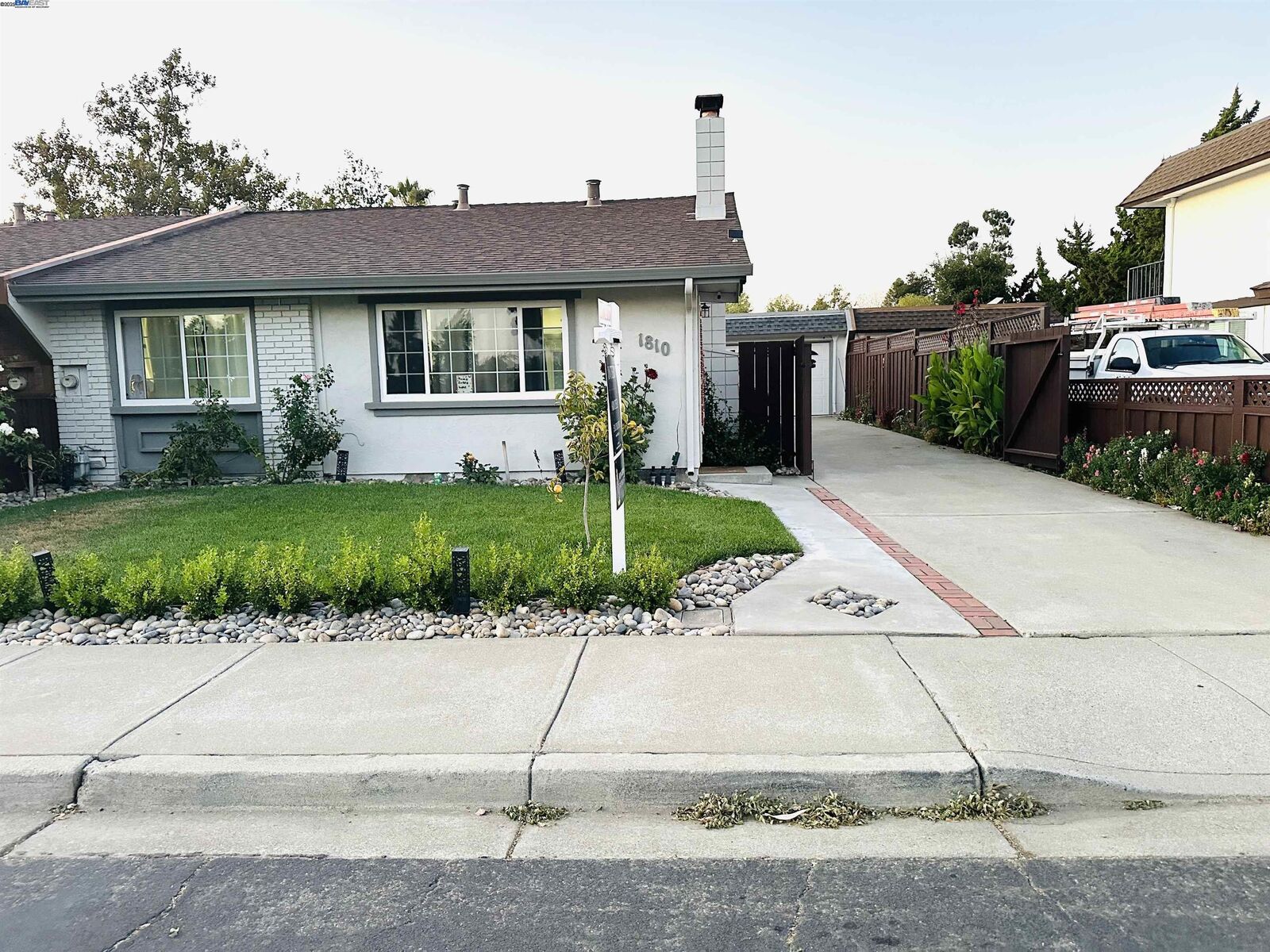 Property Photo: 1810 Peary Way CA 94550