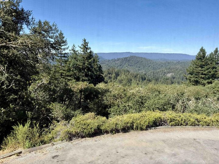 Property Photo: 23762 Hutchinson Rd CA 95033