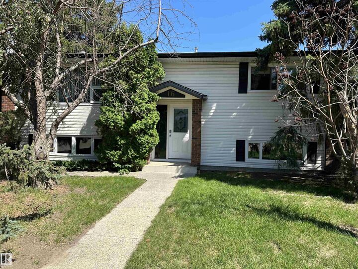16 Milburn Crescent  Sherwood Park AB T8A 0V1 photo