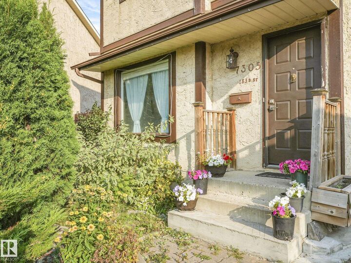 Property Photo:  7305 183B Street NW  AB T5T 3Y8 