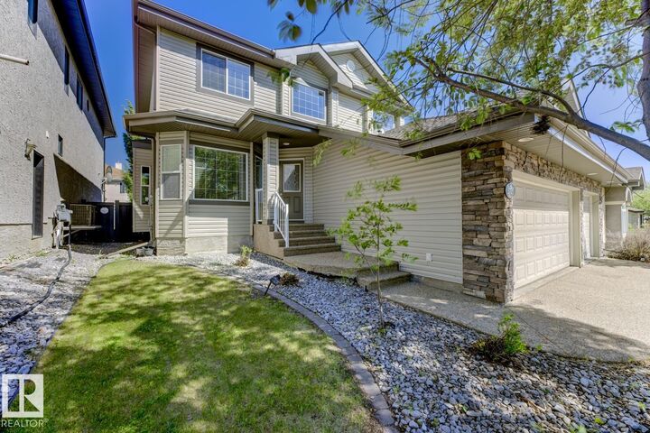 Property Photo:  3105 Tredger Place NW  AB T6R 3P3 