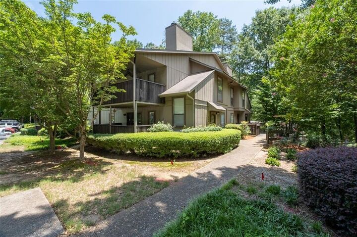 308 Cumberland Court SE  Smyrna GA 30080 photo
