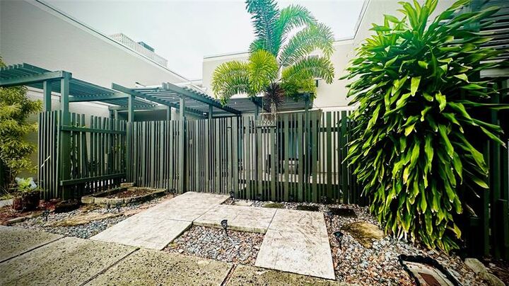 Property Photo: 11205 NW 15th St FL 33026