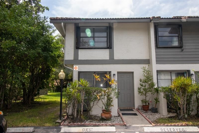 Property Photo: 9732 NW 14th St 39 FL 33071