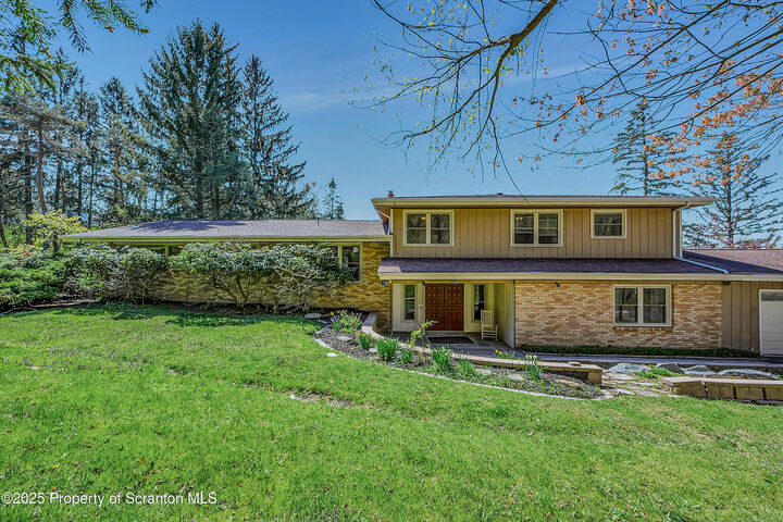 Property Photo:  210 Stevenson Road  PA 18411 