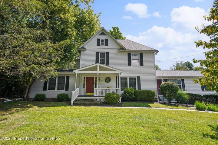 106 Waverly Road  Glenburn PA 18414 photo