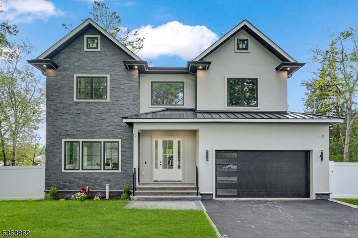 7 Canterbury Ln  Millburn Twp. NJ 07078 photo