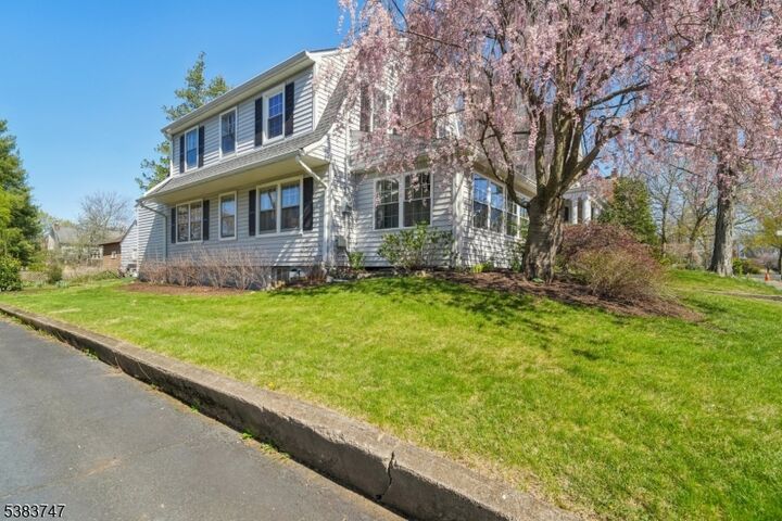 31 Sommer Ave  Maplewood Twp. NJ 07040 photo
