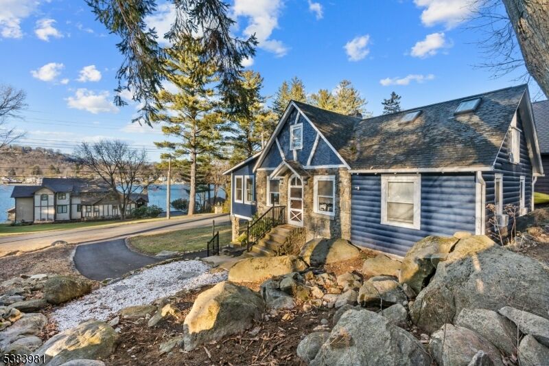 Property Photo:  49 Maple Pkwy  NJ 07871 