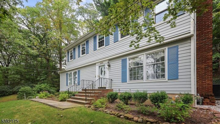 Property Photo: 1085 Sylvan Ln NJ 07092