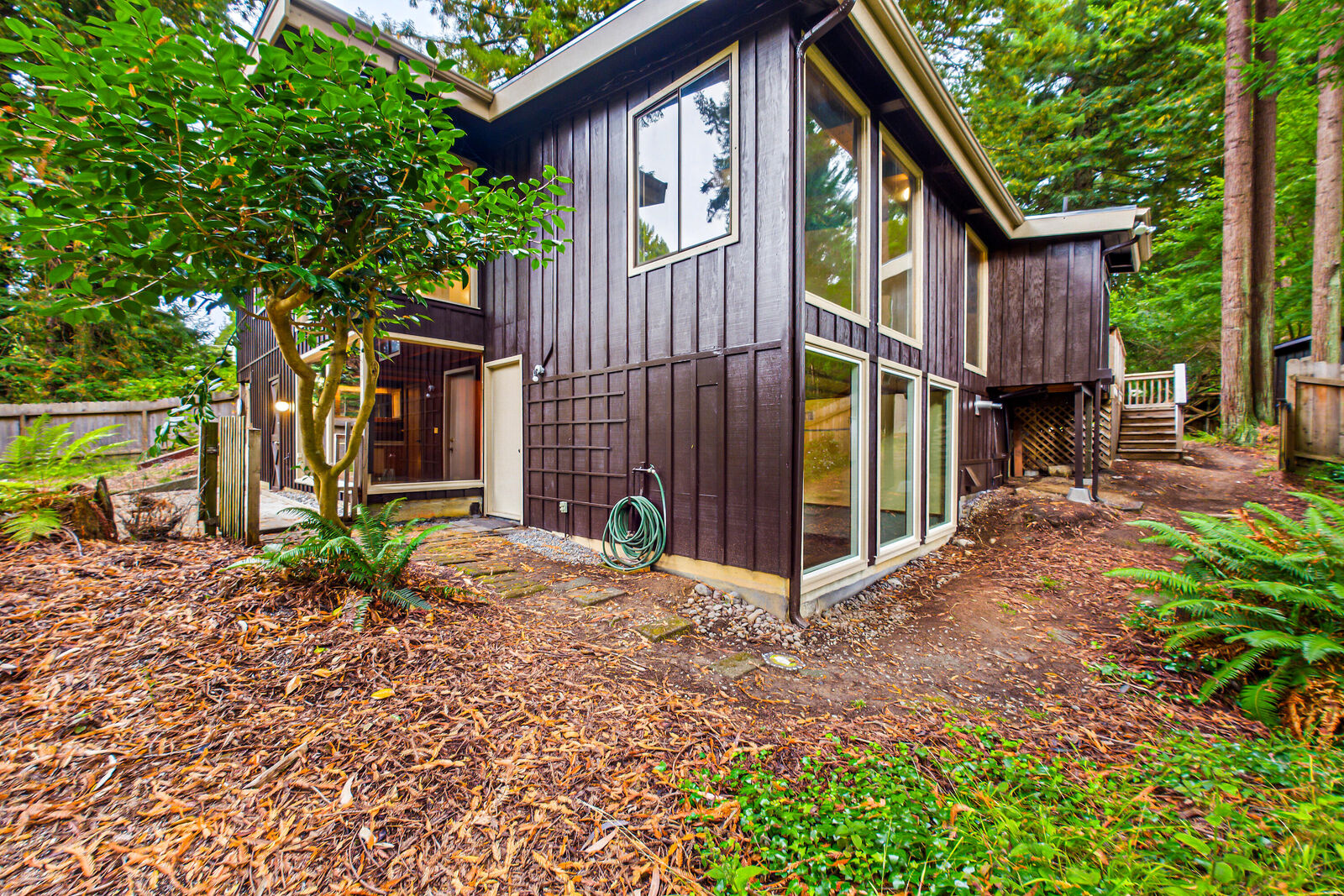 Property Photo: 2910 Greenbriar Lane CA 95521