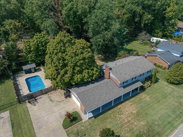 Property Photo: 5633 Byerson Drive IN 47630