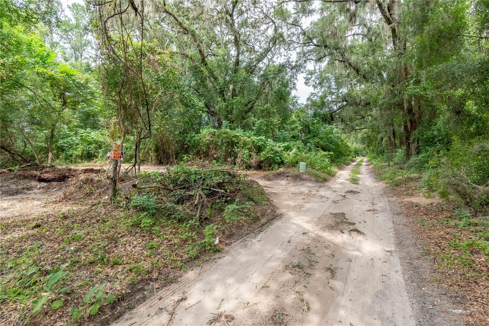 Property Photo: 15290 NW 46th Avenue FL 32686