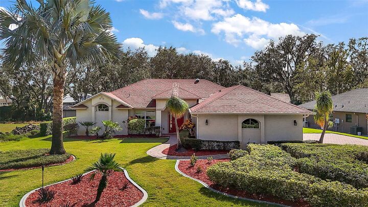 389 Reserve Drive  Tavares FL 32778 photo